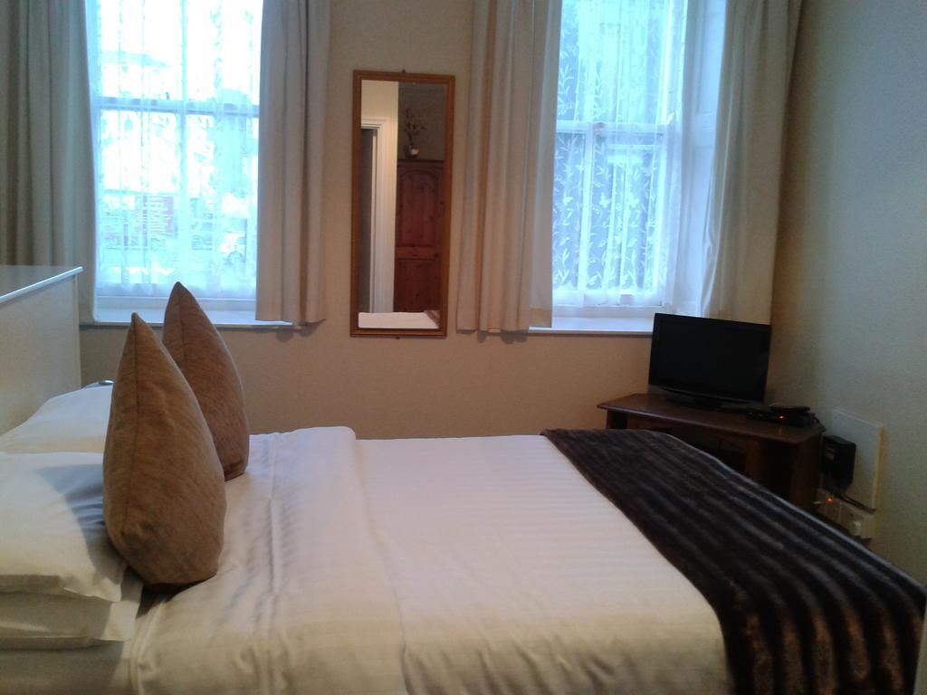 Franklyn Guesthouse Saint Helier Room photo